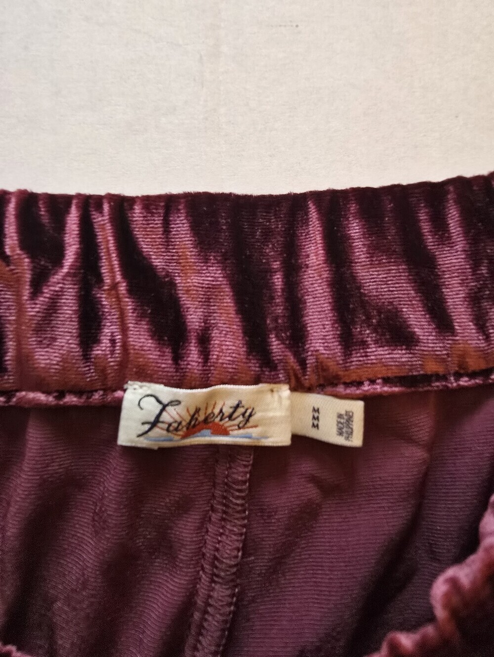 Faherty Stretch Silk Velvet Genevieve Pant Maroon Banner Size Med - Picture 12 of 15